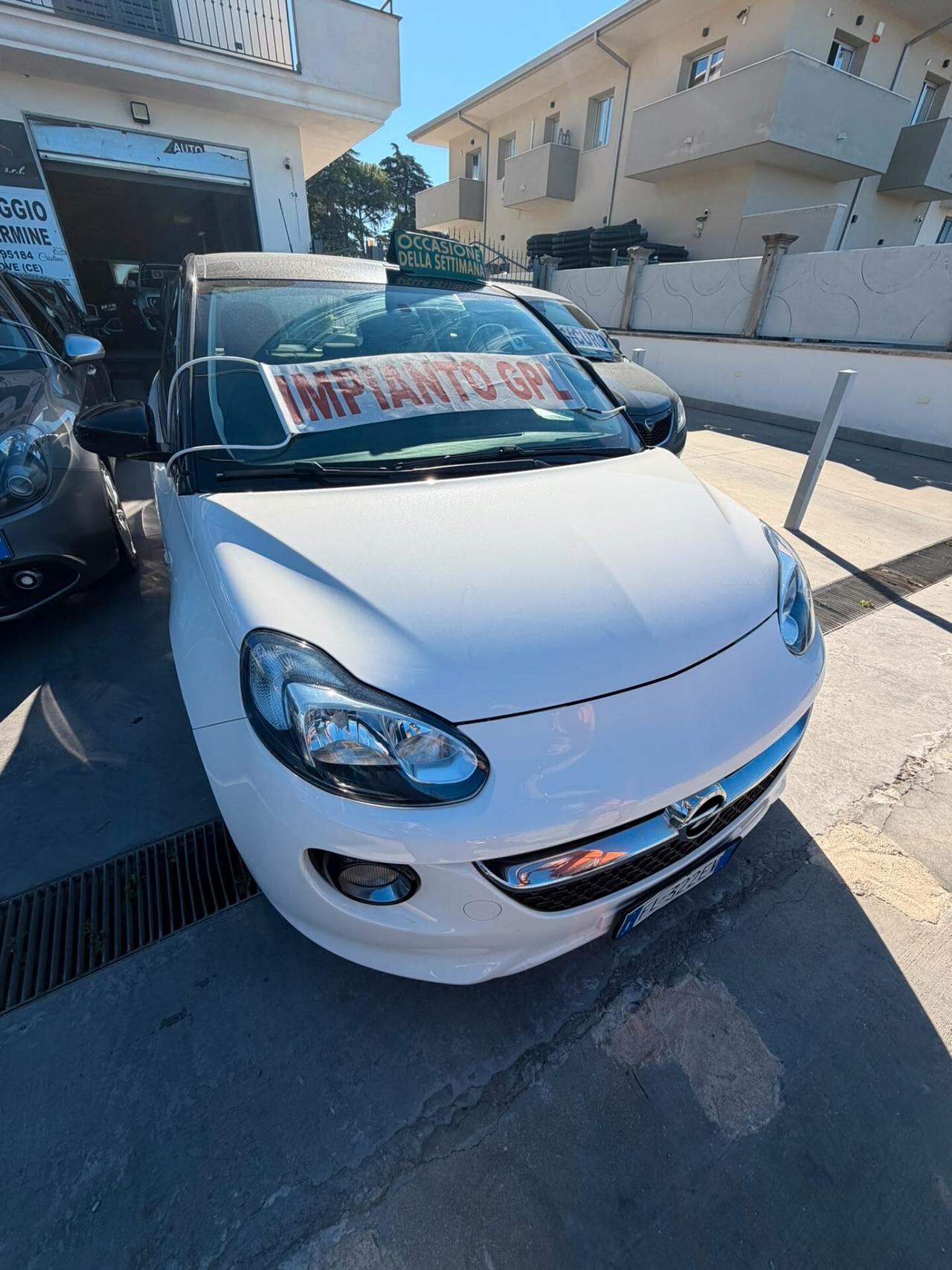 Opel Adam 1.4 87 CV GPL Tech Air