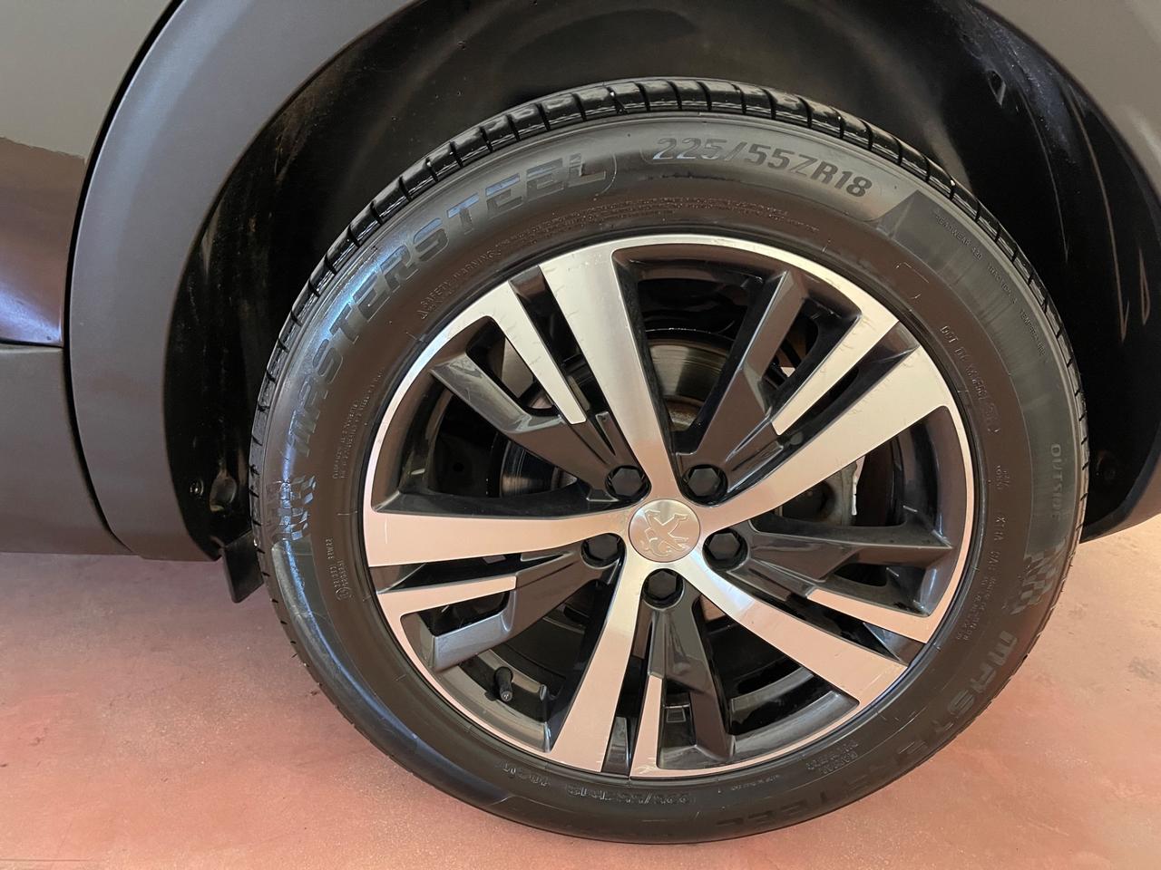 Peugeot 3008 BlueHDi 130 S&S Allure