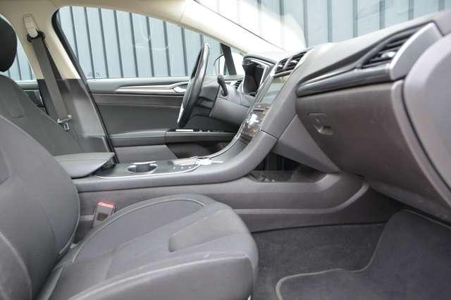 Ford Mondeo SW 2.0 ecoblue Titanium Business TETTO