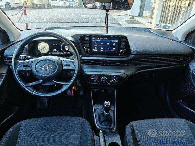 HYUNDAI - i20 - 1.2 5p. Connectline