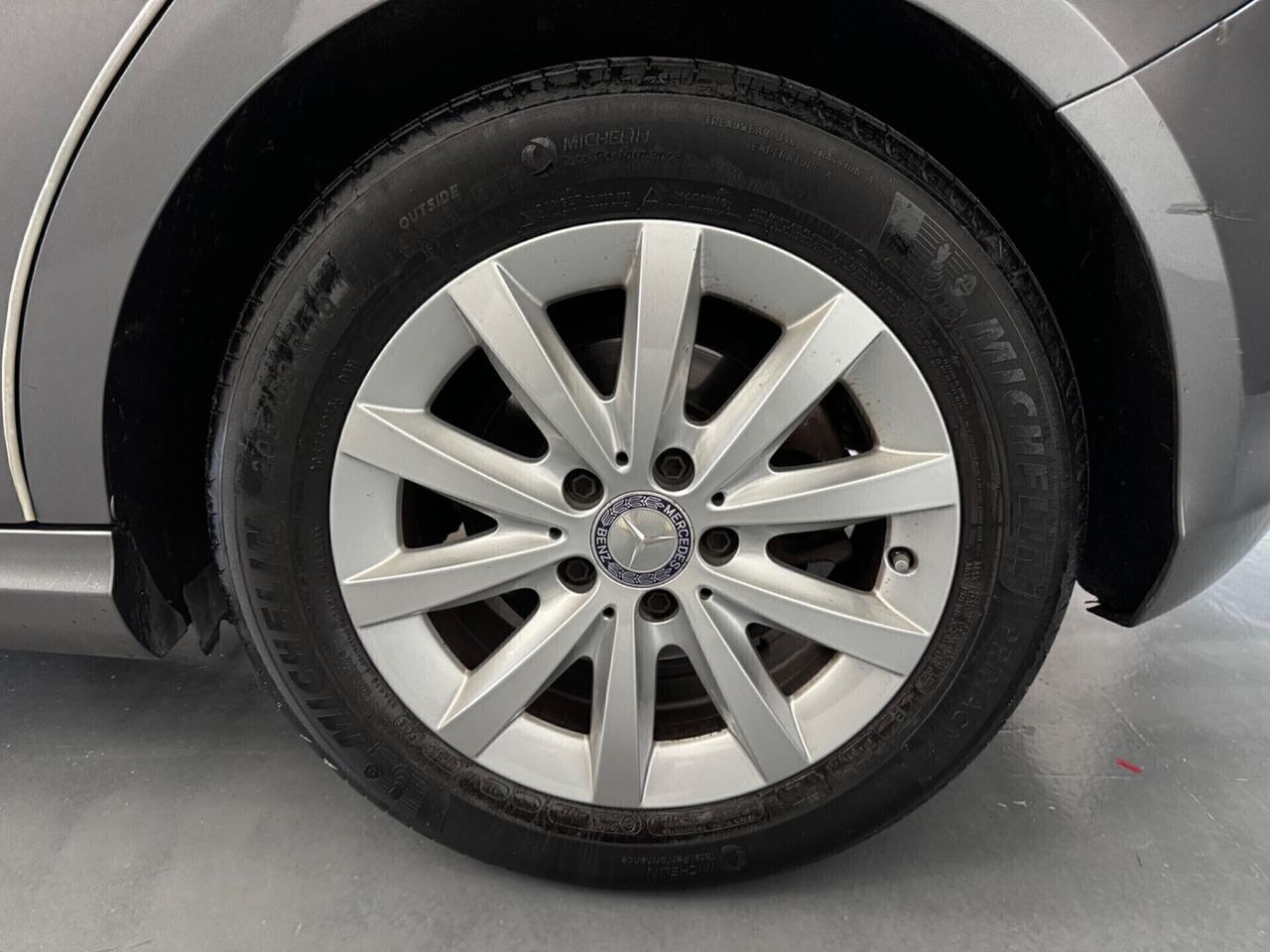 Mercedes-benz Classe A 180d -2015