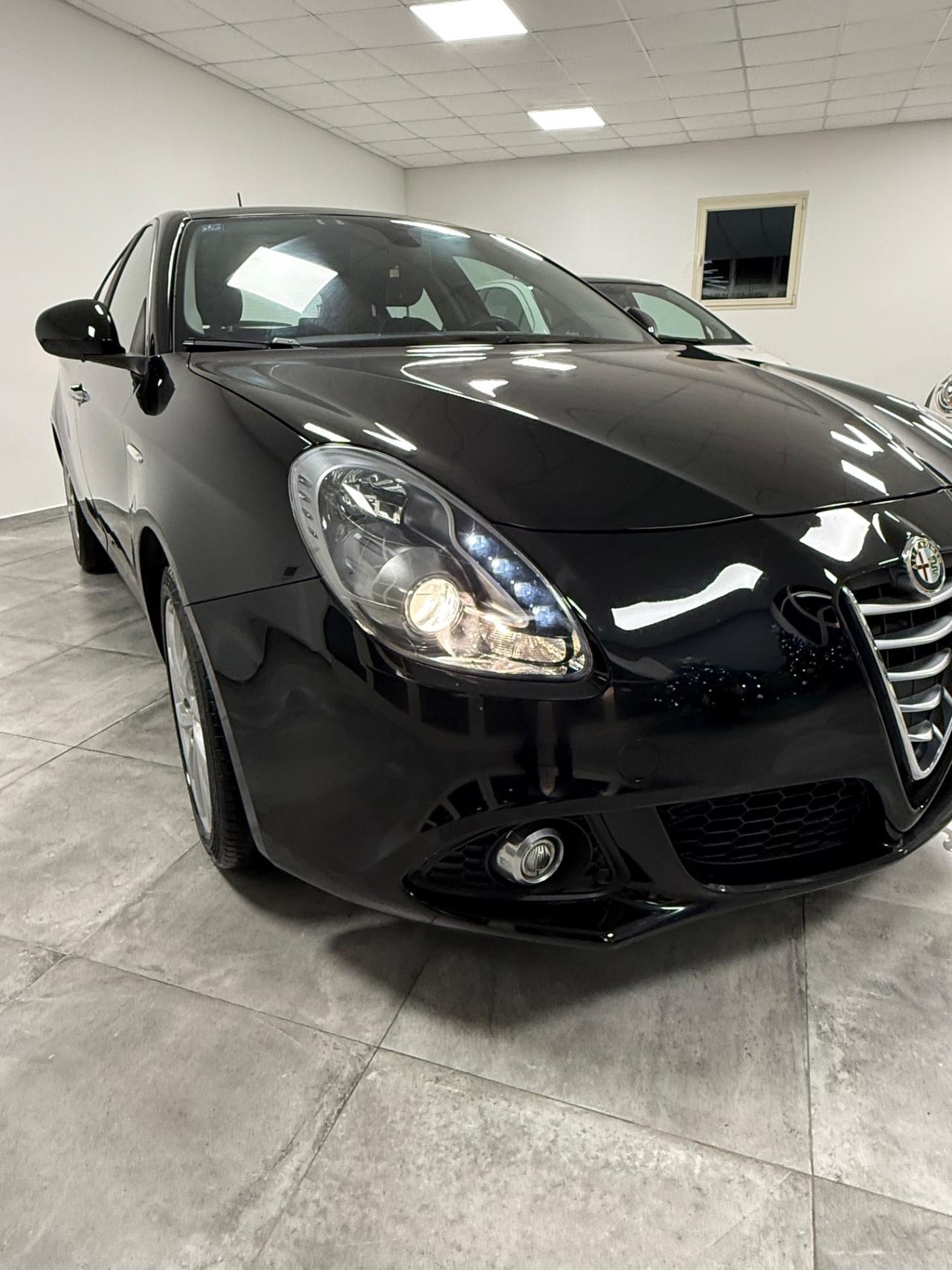 Alfa Romeo Giulietta 1.6 JTDm-2 105 CV Distinctive