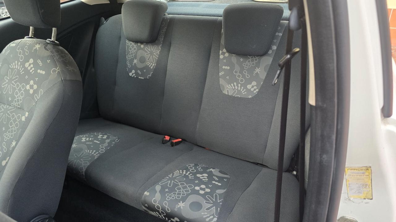 Ford Ka Ka+ 1.2 8V 69CV