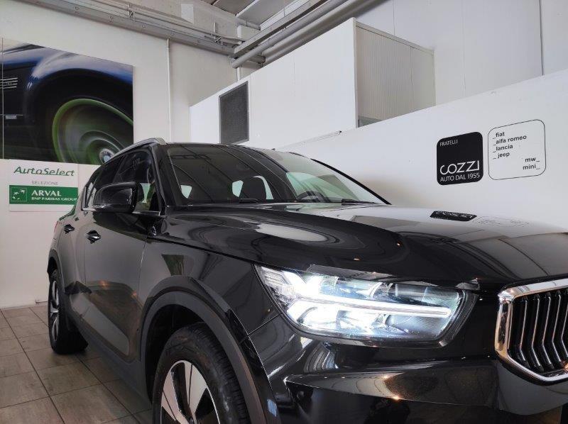 VOLVO XC40 (2017-->) - XC40 T5 Recharge Plug-in Hybrid Inscription Expression