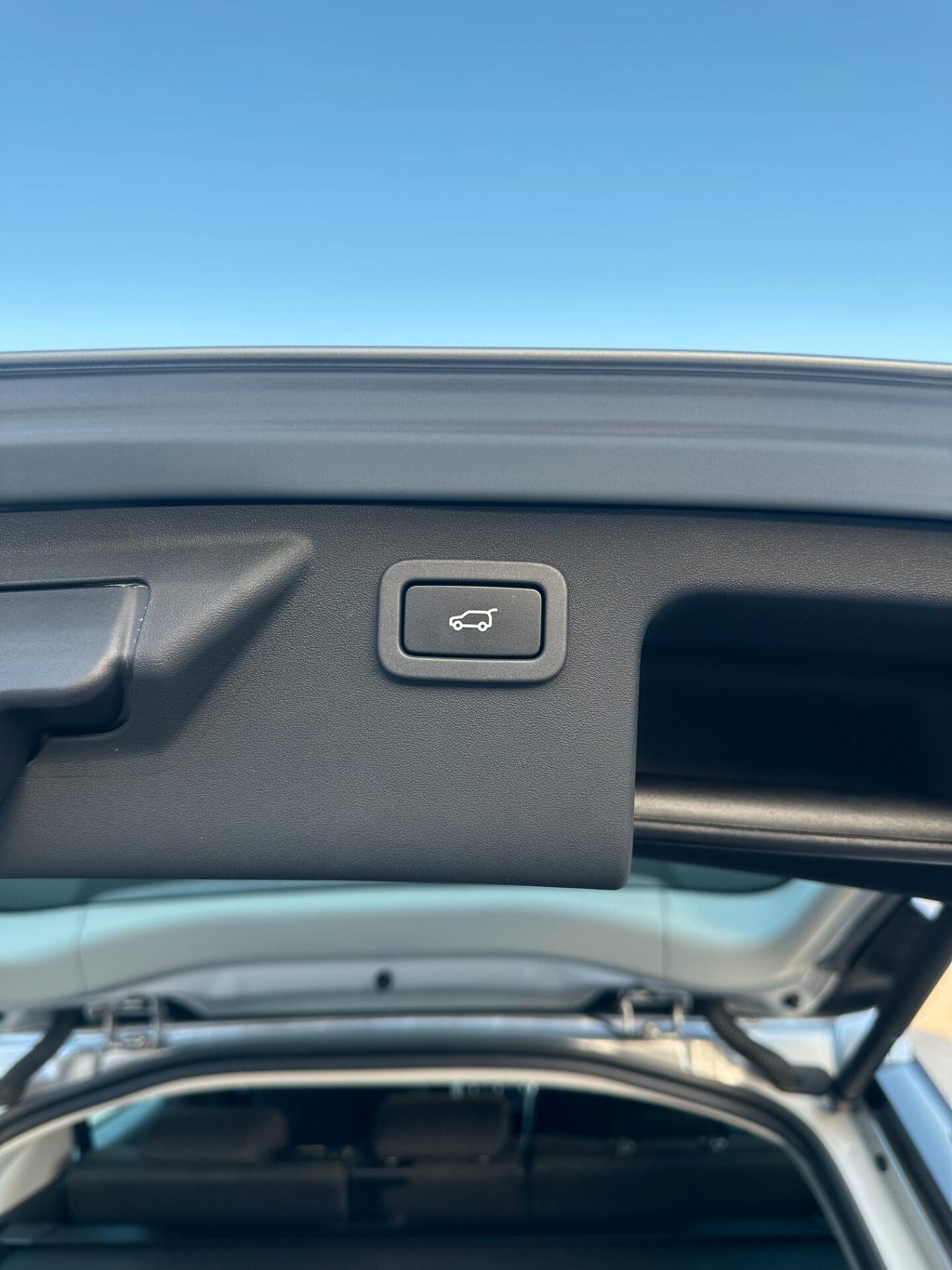 Land Rover Discovery Sport 2.0 TD4 150 CV HSE Luxury