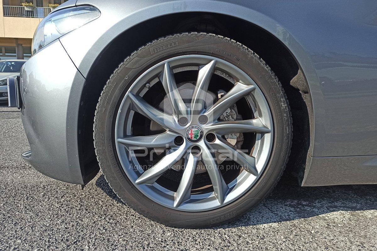 ALFA ROMEO Giulia 2.2 Turbodiesel 150 CV AT8 Super