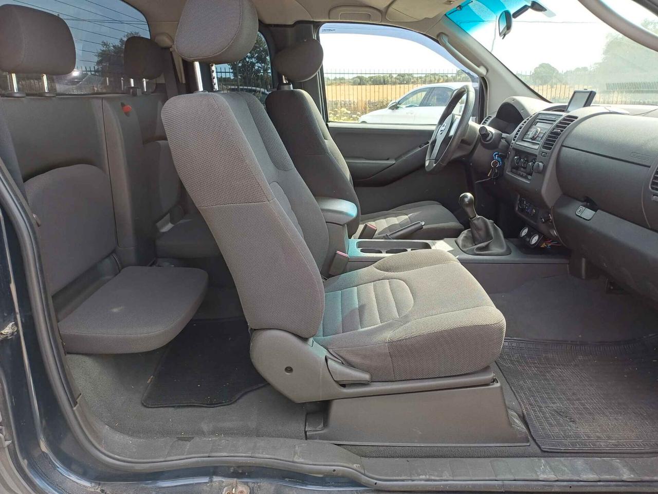 Nissan Navara 2.5 dCi King Cab XE