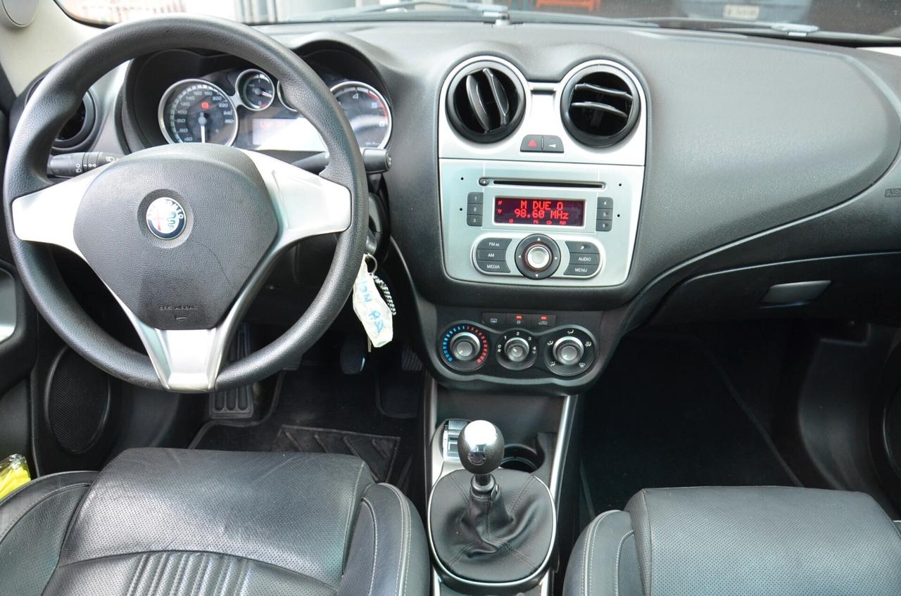 Alfa Romeo MiTo 1.3 JTDm-2 95 CV S&S Distinctive Premium Pack