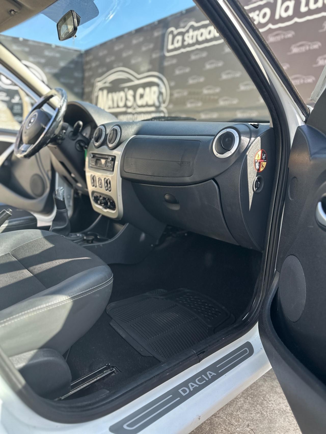 DACIA LOGAN (anno 2012)