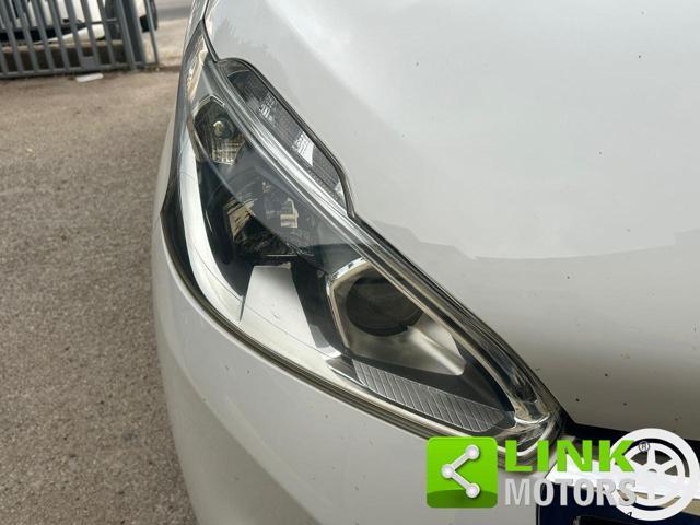 PEUGEOT 208 ACTIVE