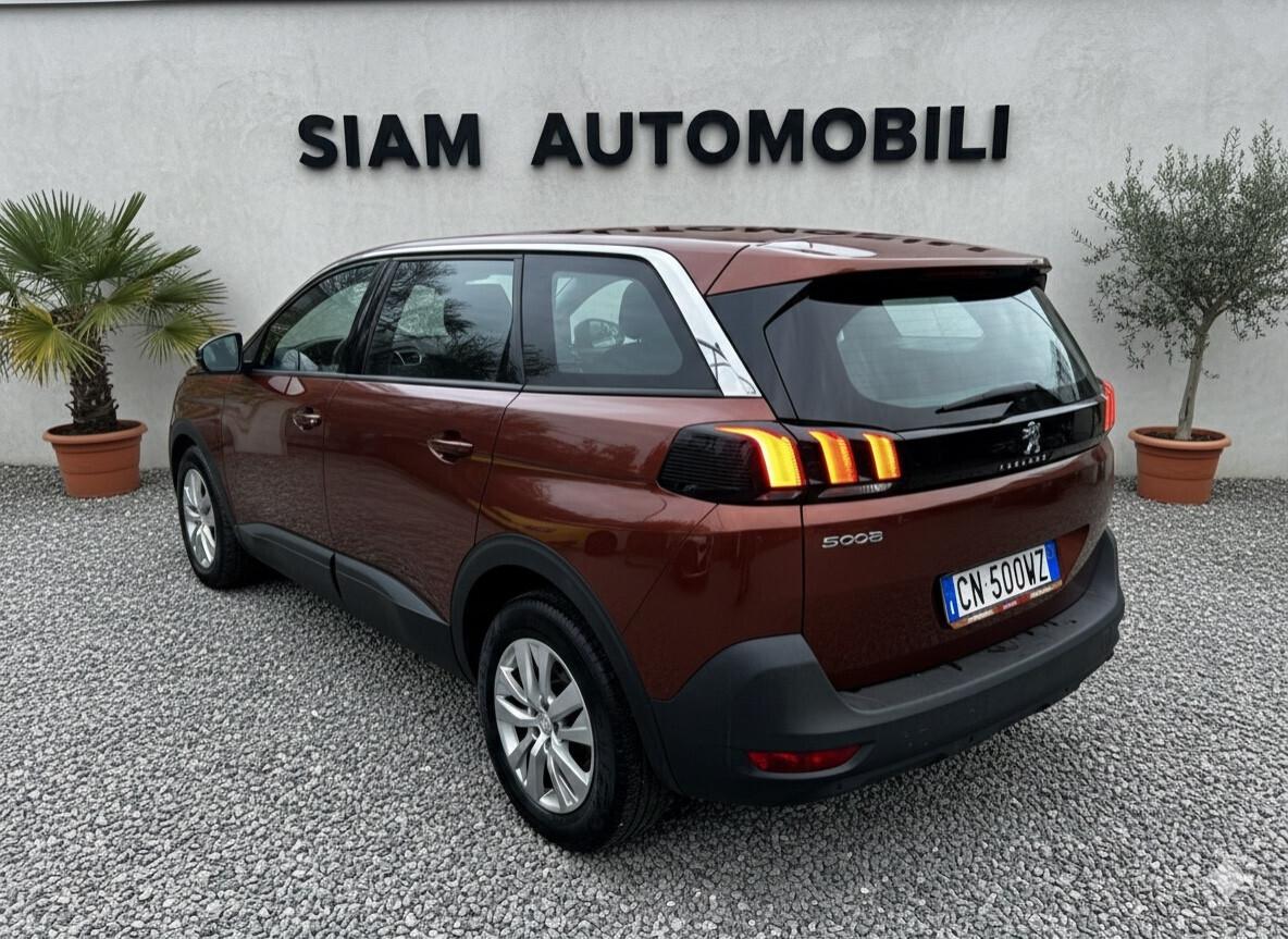 Peugeot 5008 BlueHDi 7 posti automatico