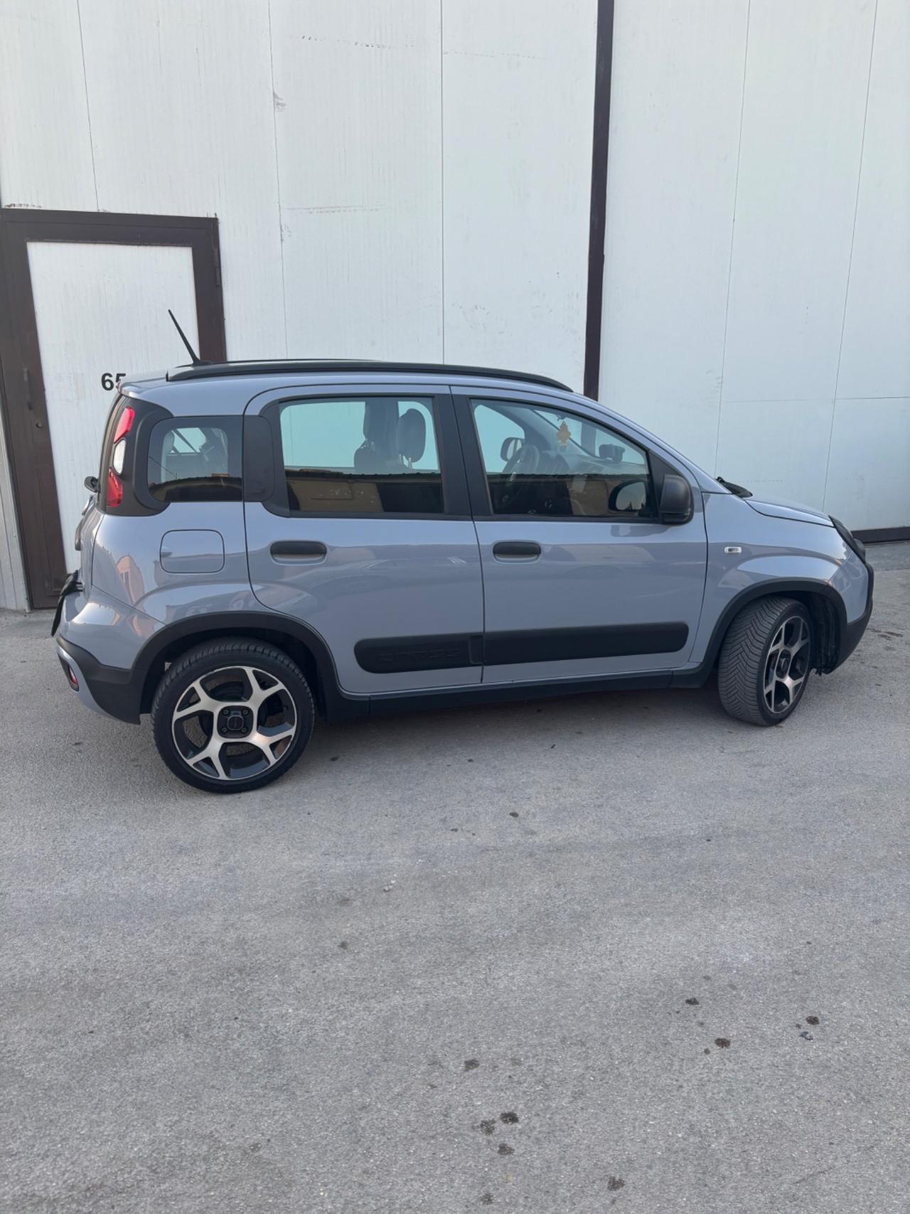 Fiat Panda 1.0 FireFly S&S Hybrid City Cross