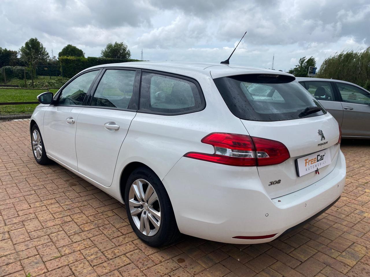 Peugeot 308 BlueHDi 130 S&S SW Active Pack