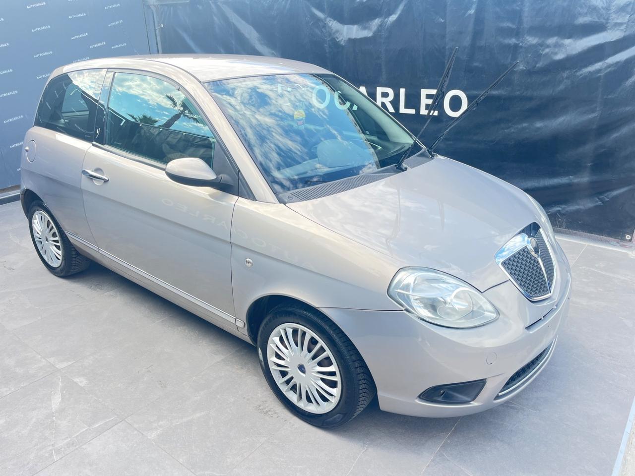 Lancia Ypsilon 1.2 benzina “perfetta”