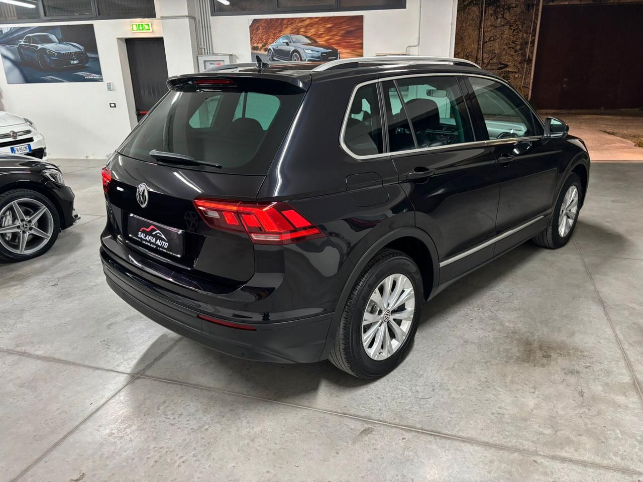 Volkswagen Tiguan 2.0 TDI SCR DSG Business BlueMotion Technology