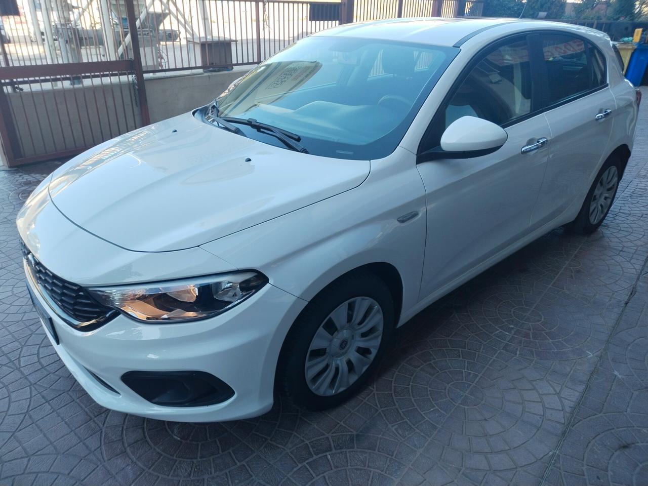 Fiat Tipo 1.3 Mjt 4 porte Easy