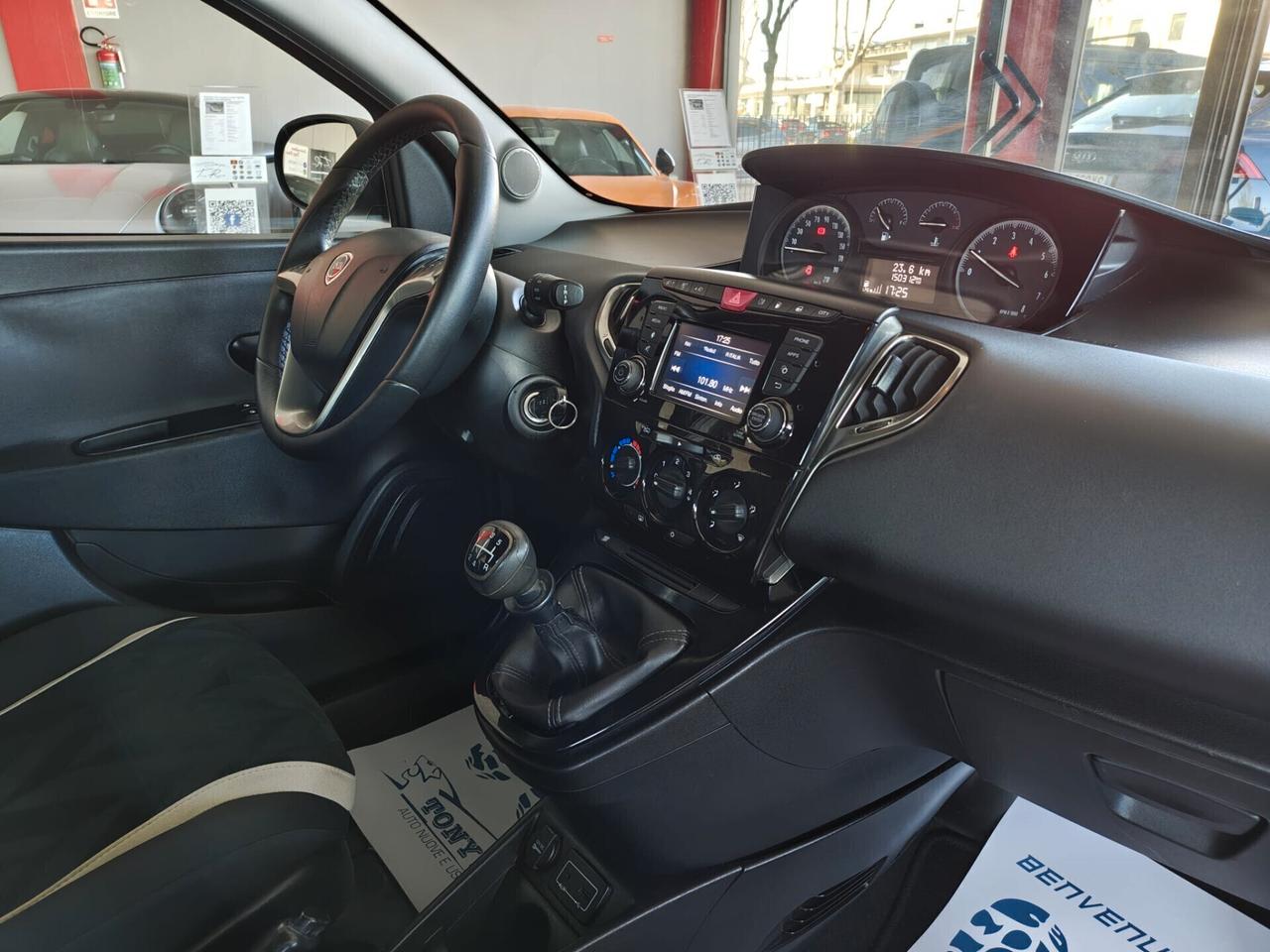 Lancia Ypsilon 1.2 69 CV 5 porte GAS (GPL)