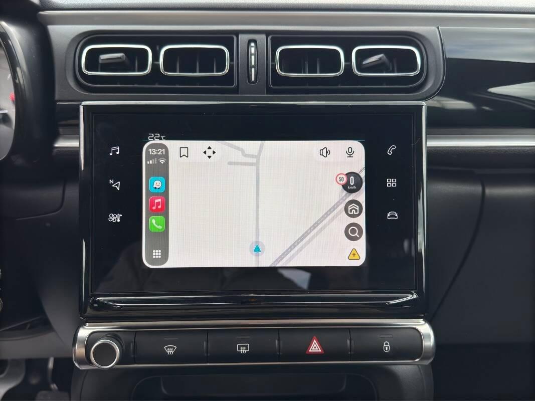 Citroen C3 1.2 puretech Shine 83cv con Telecamera e CarPlay