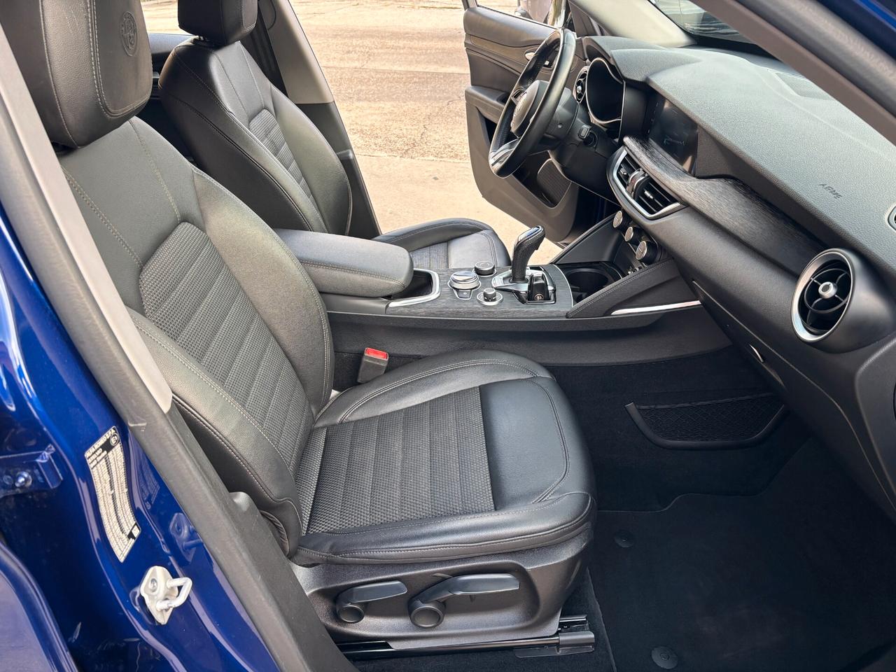 Alfa Romeo Stelvio 190CV AT8 Q4 Executive 02/2021