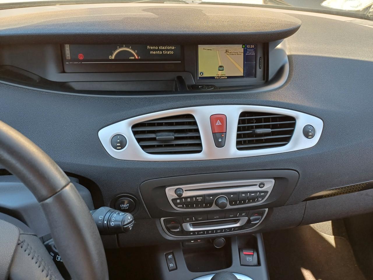 Renault Scenic GRAND 1.5 DCI 7 POSTI