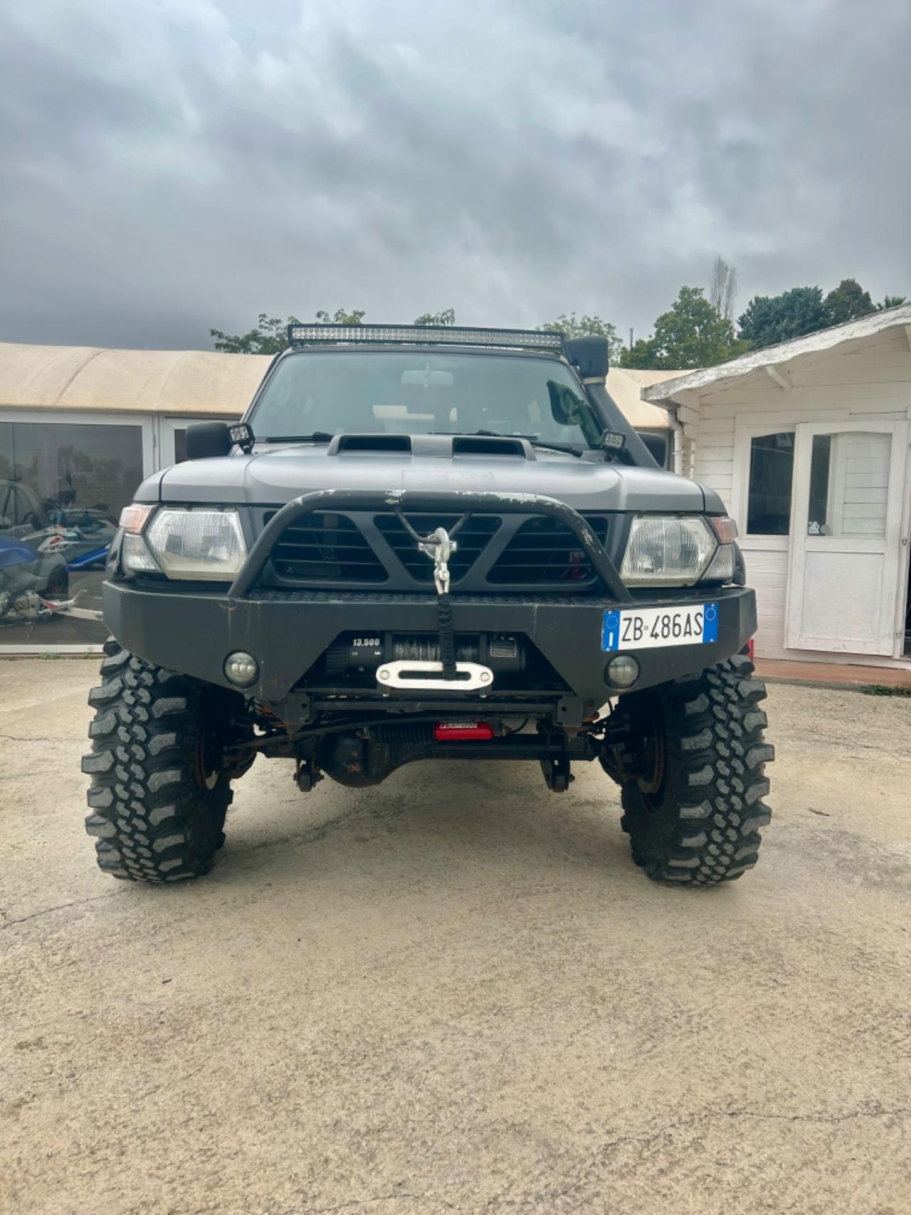 Nissan Patrol GR Y61 2.8 EXTREME OFF ROAD