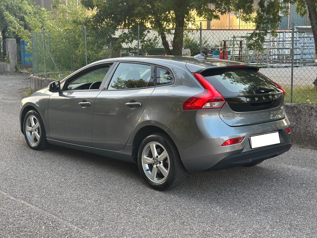 Volvo V40 D2 2.0 120cv E6 Momentum