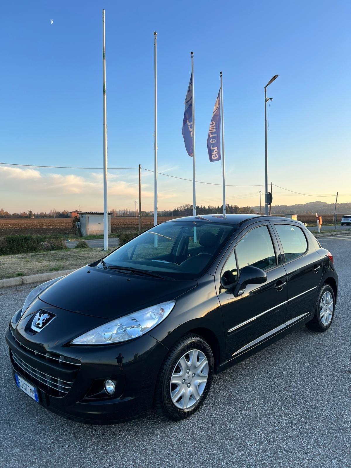 Peugeot 207 1.4 HDi 70CV FAP 5p. Mix