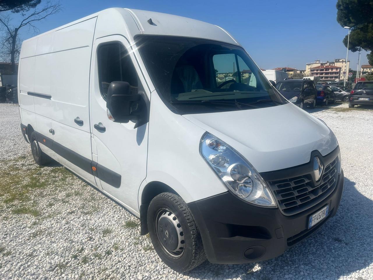 Renault 2.3CDI Furgone Passo Medio