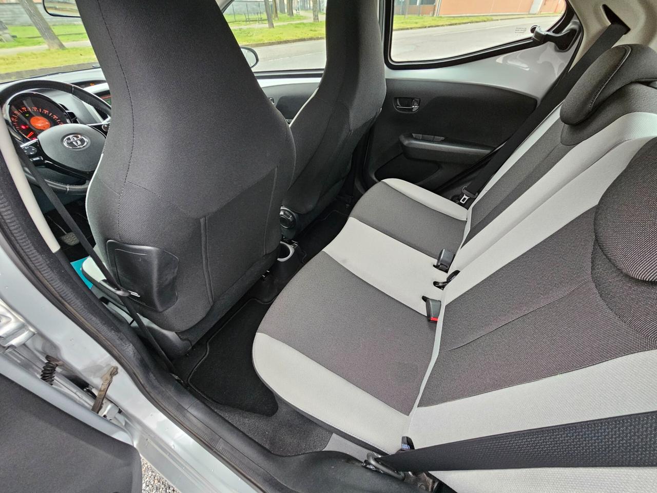 Toyota Aygo 1.0 VVT-i 69 CV 5P benzina e GPL casa madre