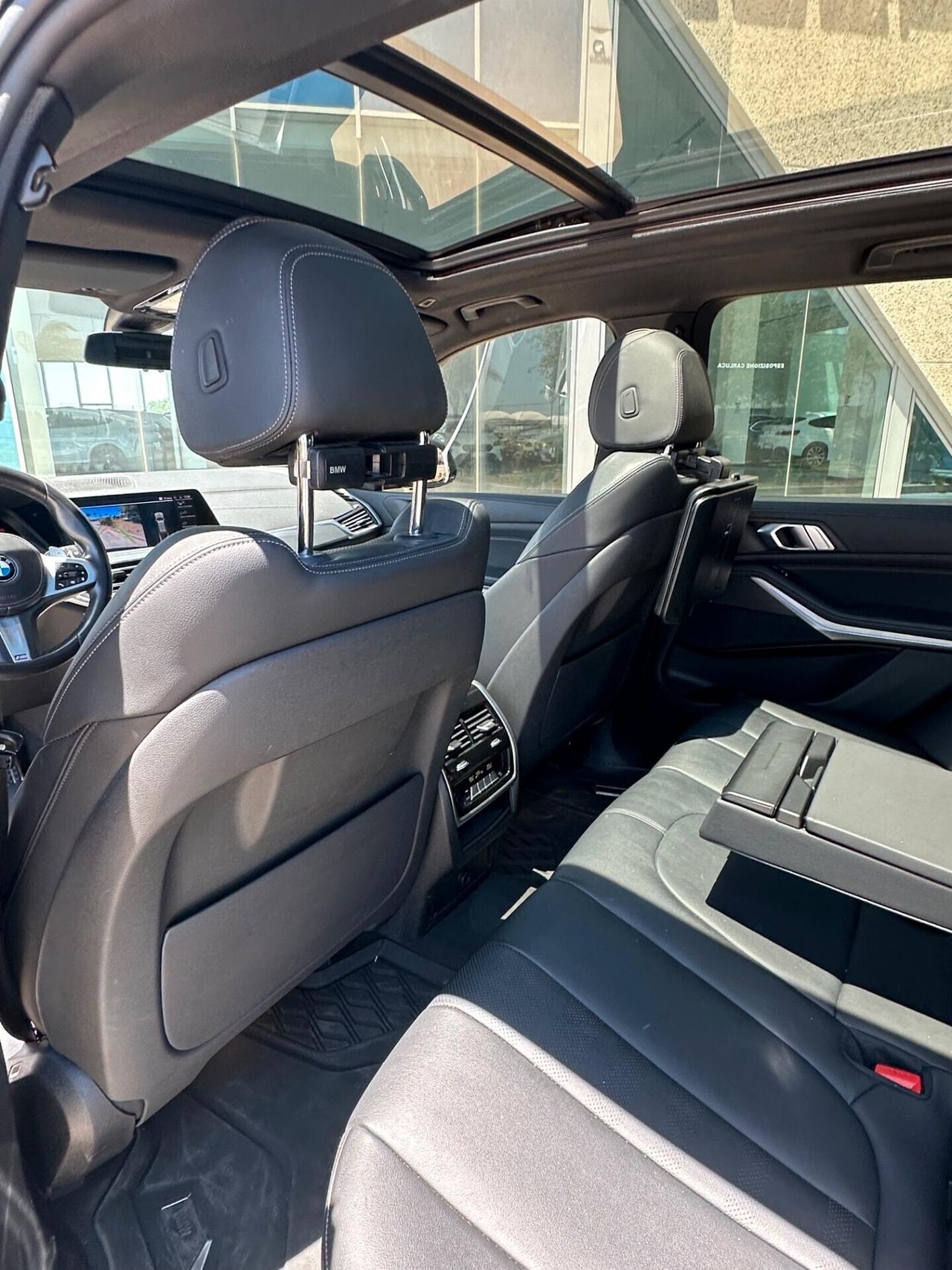 BMW X5 xdrive30d Super Offerta T-stock prezzo imperdibile