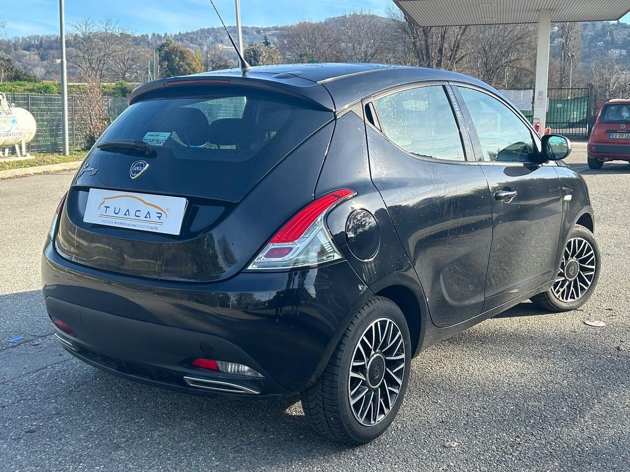 Lancia Ypsilon S MomoDesign 1.2 #9306