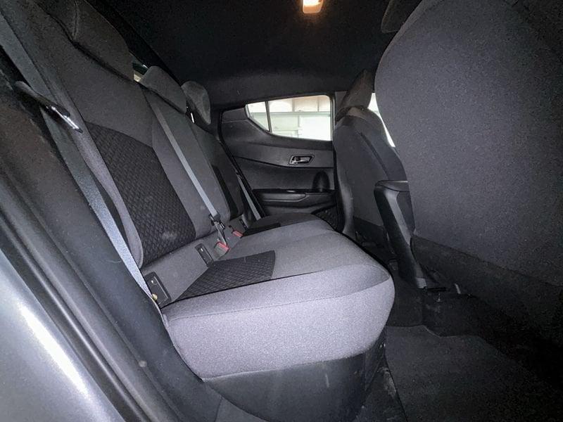 Toyota C-HR 1.8H (122CV) E-CVT Active
