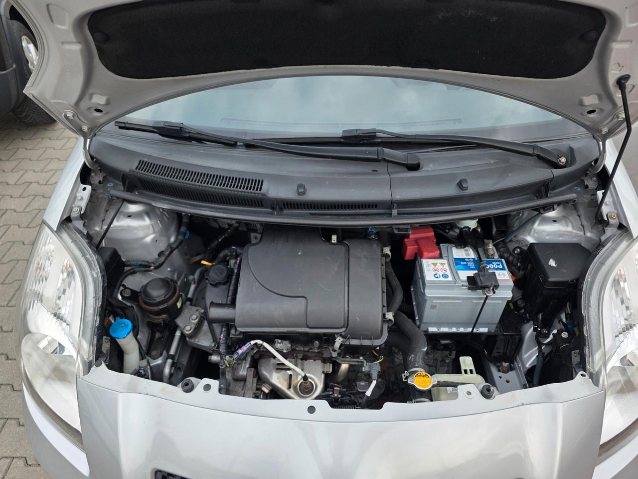 Toyota Yaris 1.0 5 porte