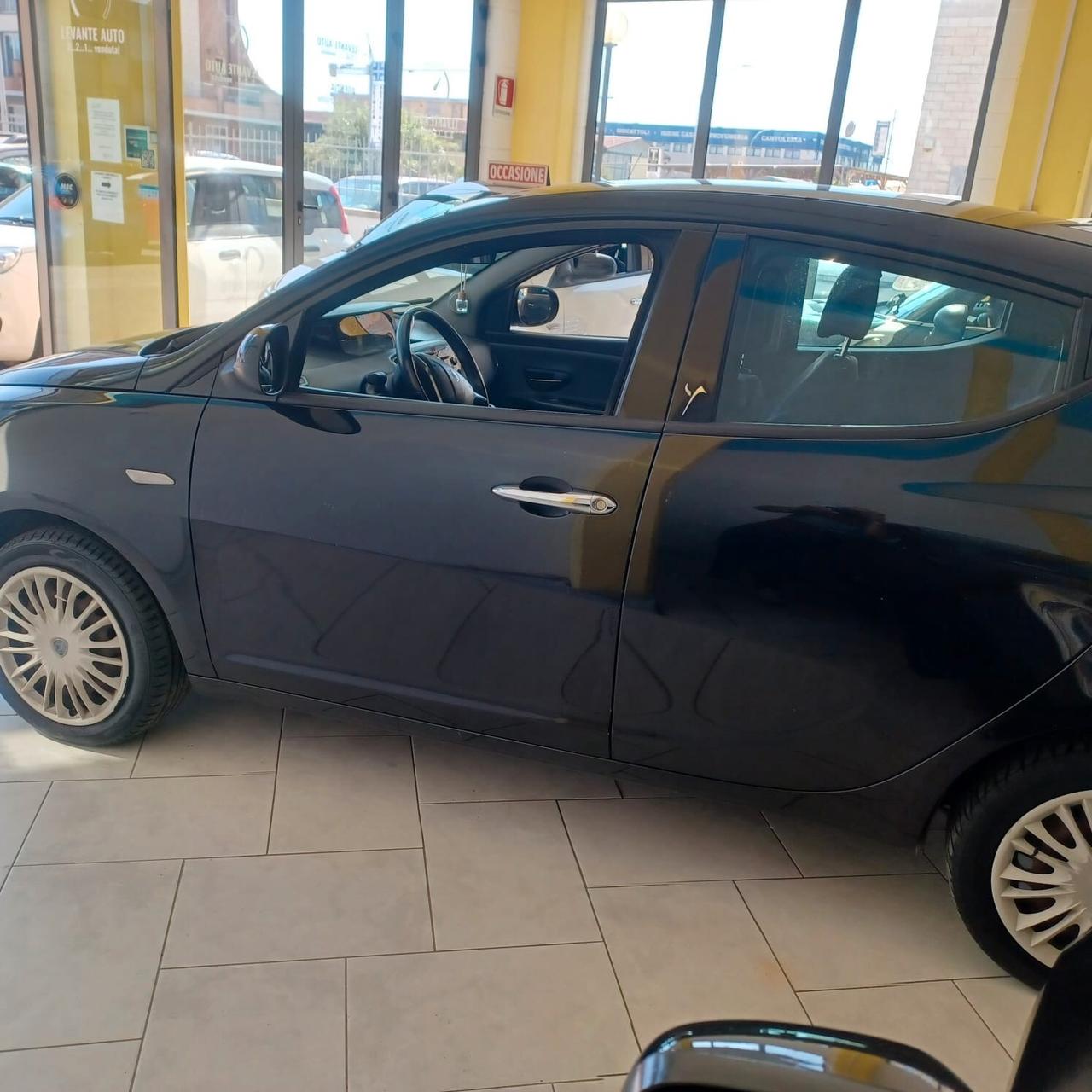 OTTIMA YPSILON 1.2 PER NEOPATENTATI