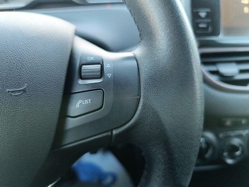 Peugeot 2008 1.2 VTi 82CV Active