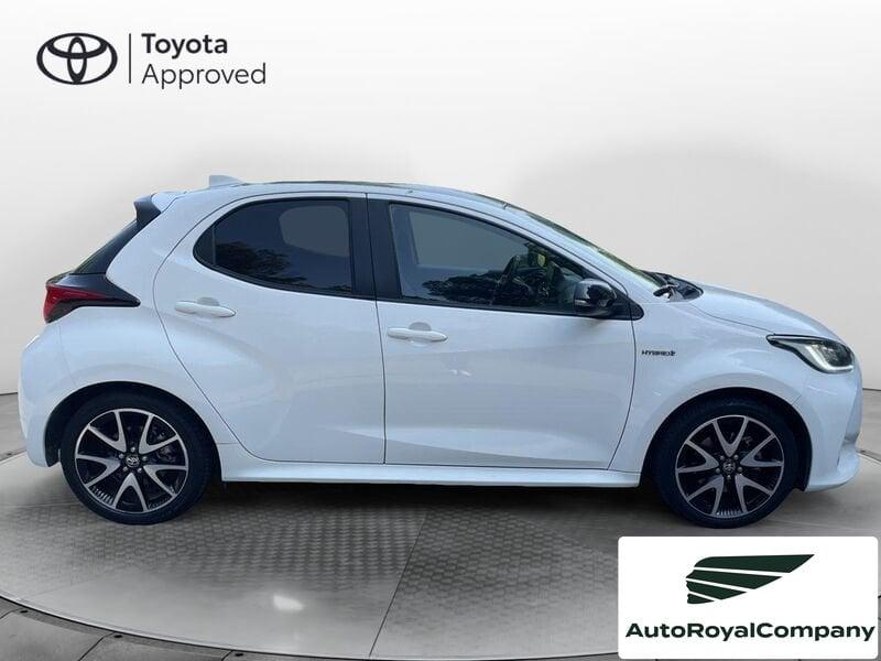 Toyota Yaris 1.5 Hybrid 5 porte Lounge IVA ESPOSTA