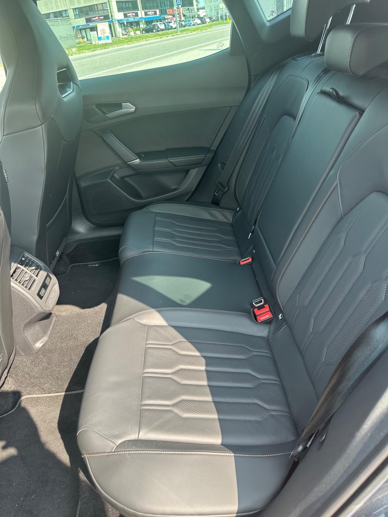 Cupra Formentor 1.4 e-Hybrid DSG VZ Priority