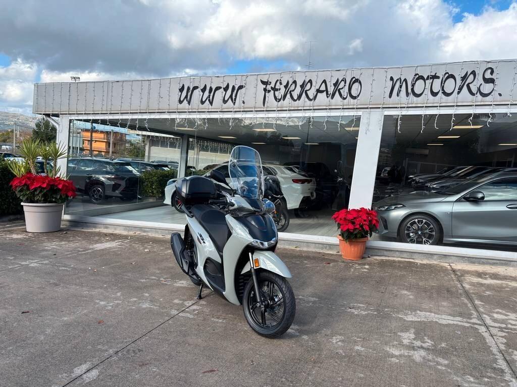 Honda SH 350 Sport ABS grigio Nuovo pronto consegna