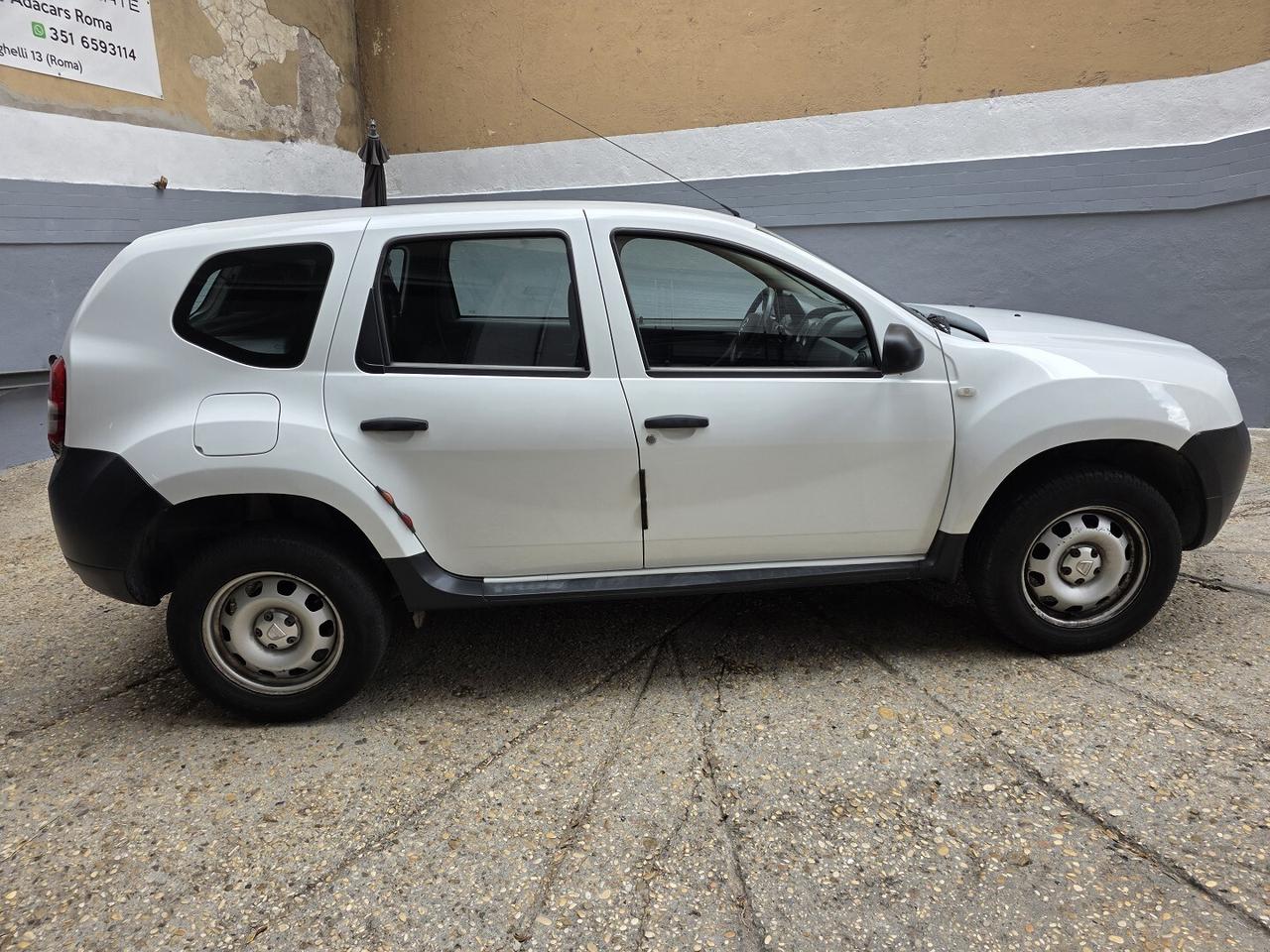 DACIA DUSTER - UNICO PROPRIETARIO - GANCIO TRAINO