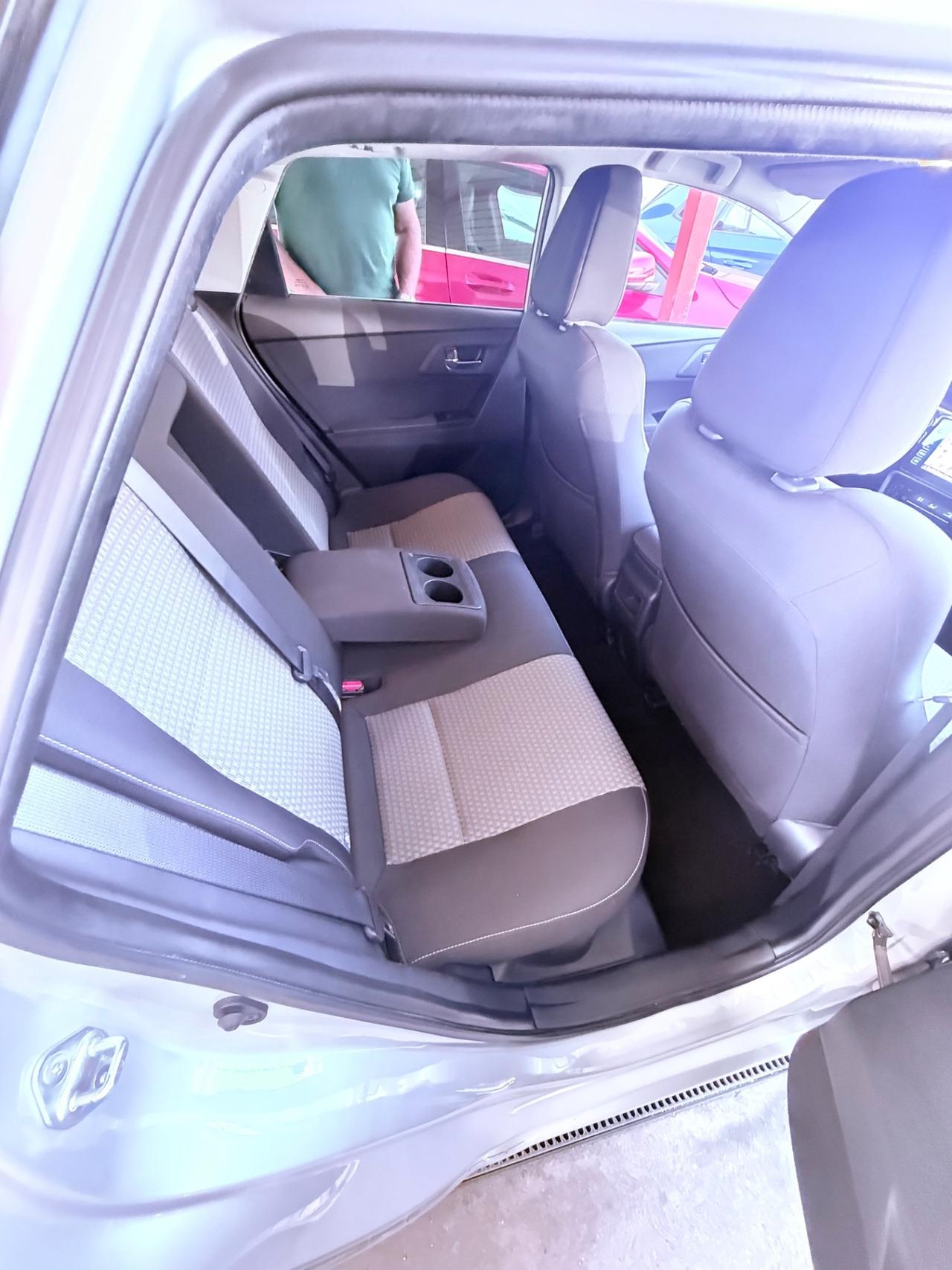 Auris Touring Sports 1.8 Hybrid Lounge-70 mila km -unipro