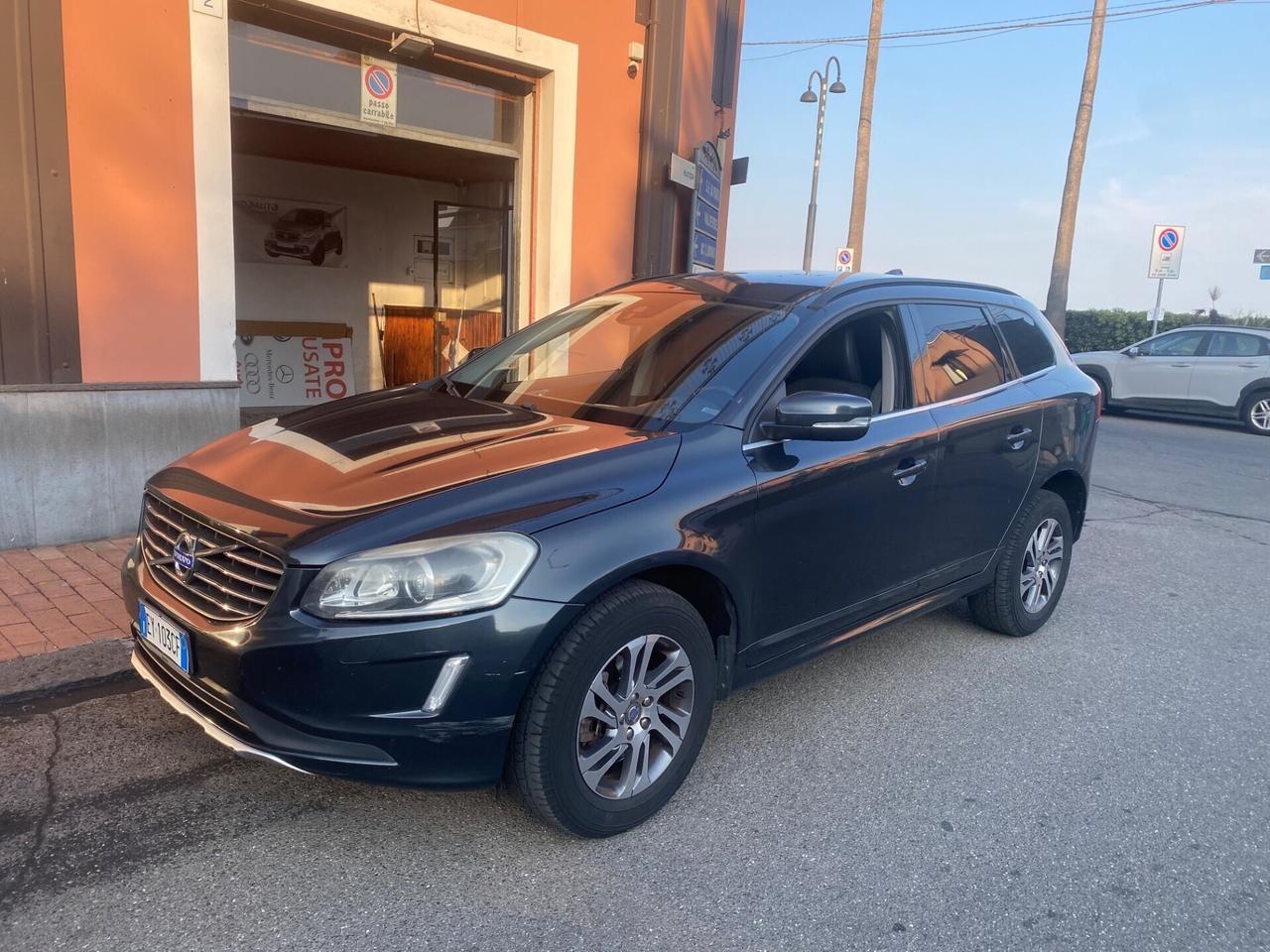 Volvo XC60 D4 Geartronic Momentum 181cv 2015