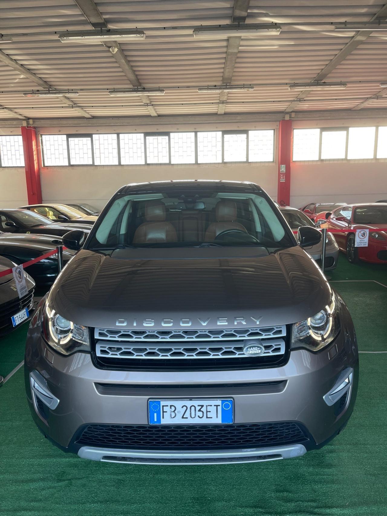 Land Rover Discovery Sport HSE Luxury 7 Posti PERMUTE RATE