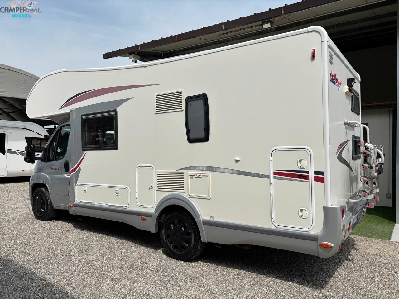 CHALLENGER GENESIS 55 - mansardato con letti a castello in coda