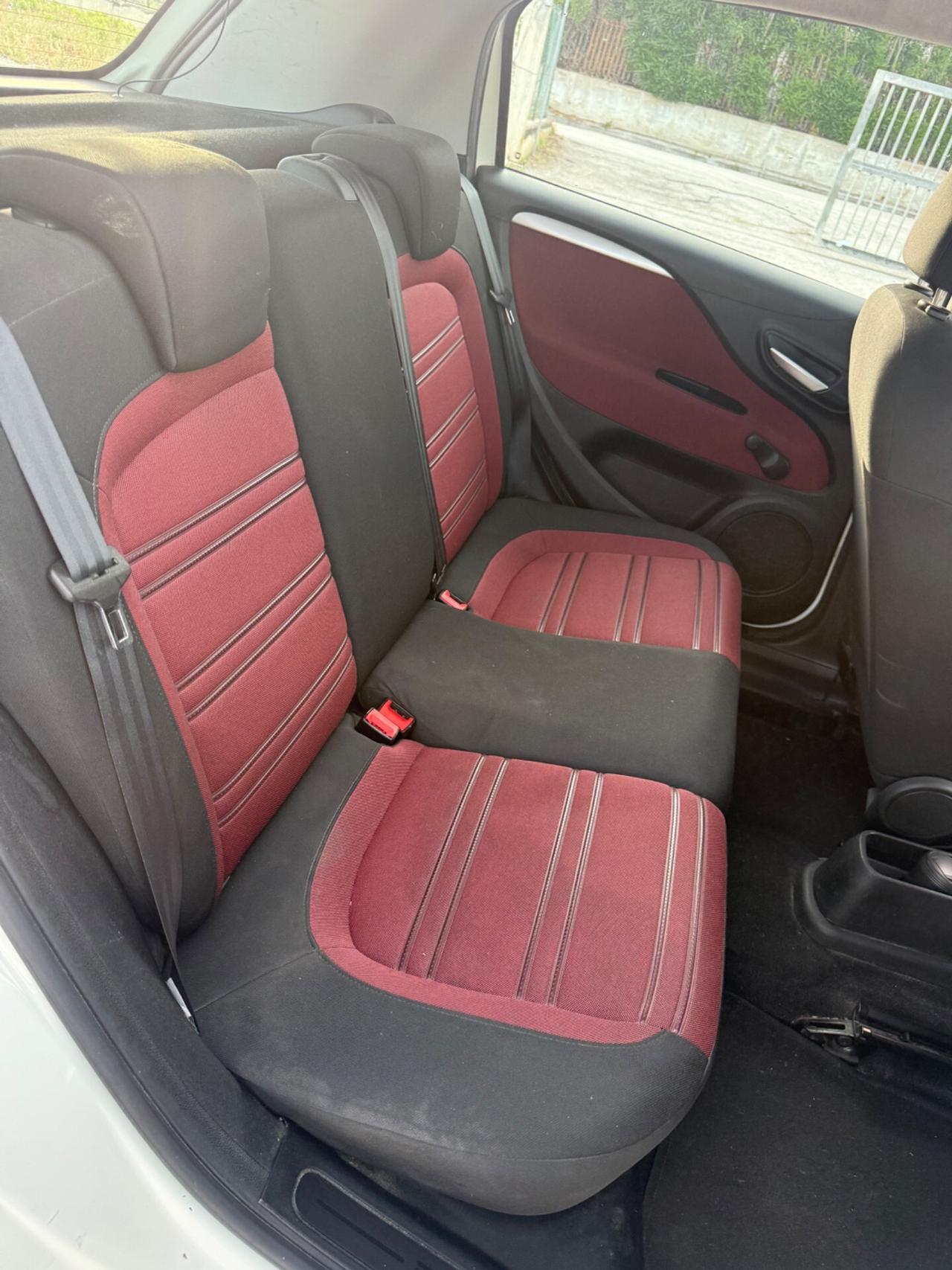 Fiat grande Punto Evo 1.4 Natural Power Neopatentati