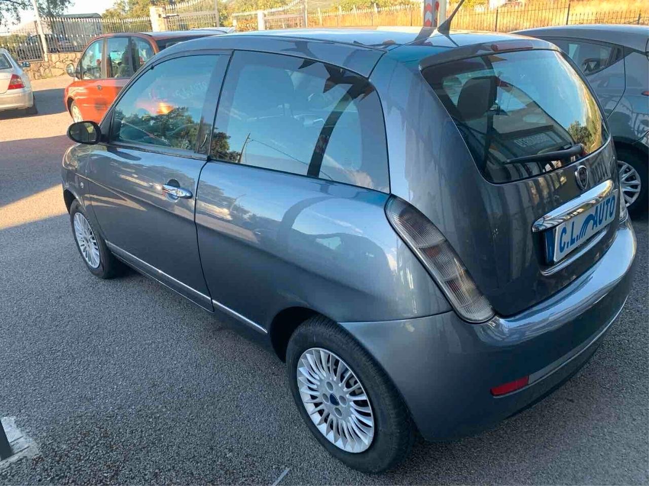 Lancia Ypsilon 1.3 MJT