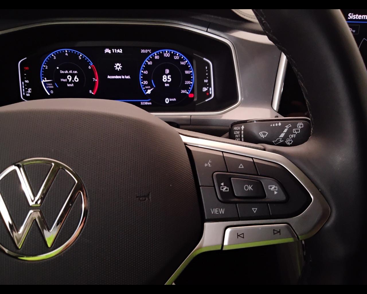 VOLKSWAGEN T-Roc 2022 - T-Roc 1.5 tsi Style