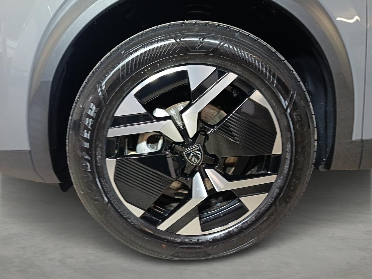 PEUGEOT 2008 2ª serie - 2008 PureTech 100 S&S Allure