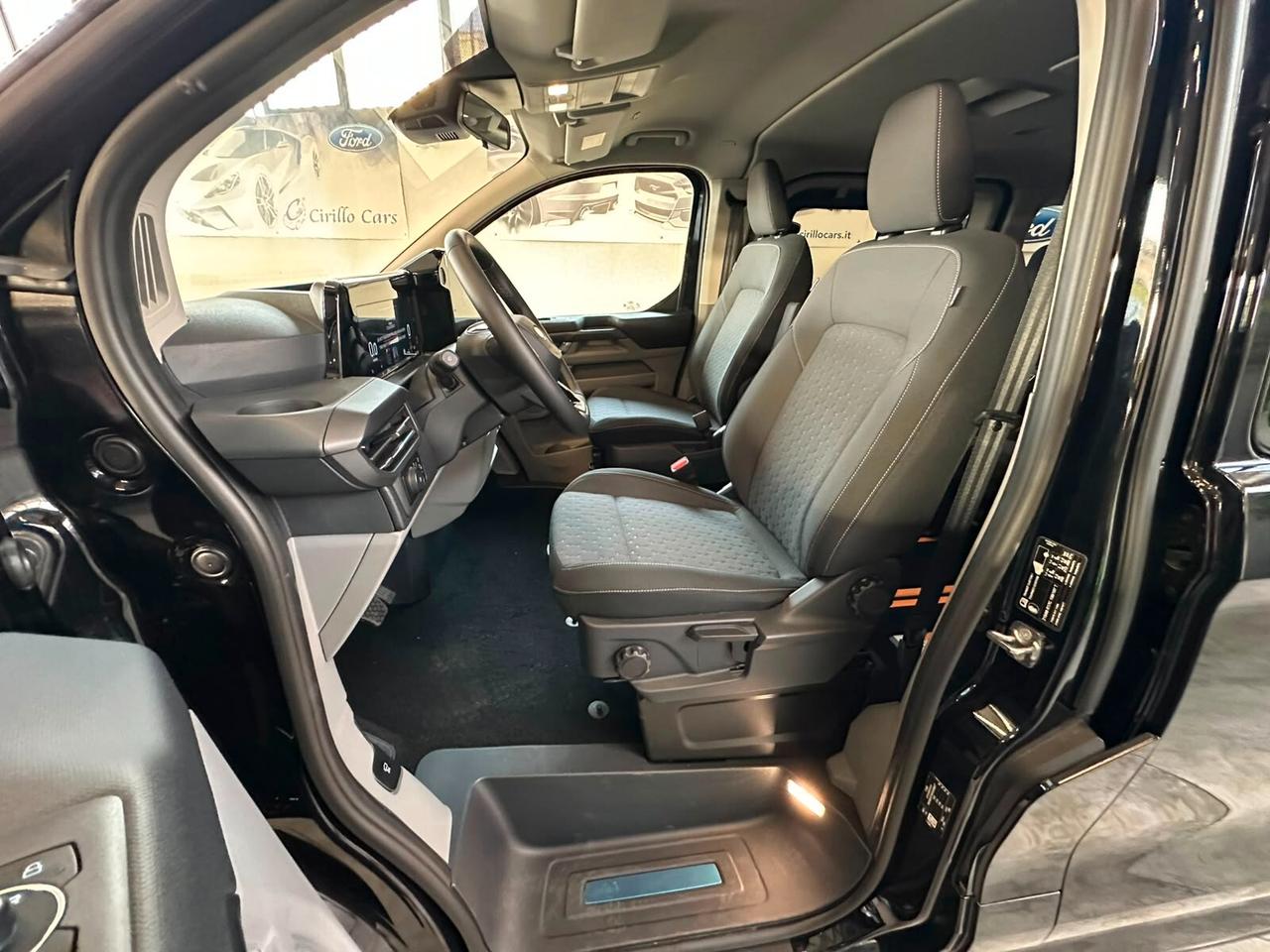 Ford Tourneo Custom Titanium KM0