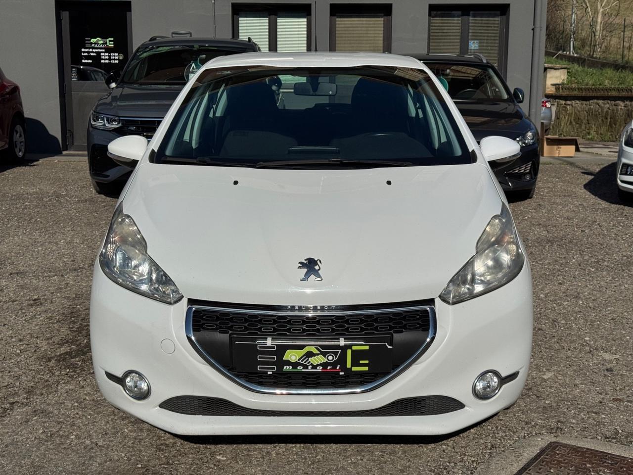 Peugeot 208 1.4 HDi 68 CV 3 porte Allure