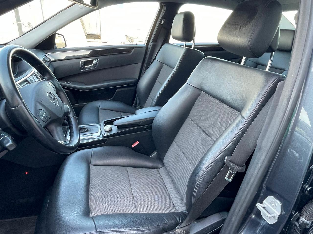 Mercedes-benz E 220 CDI BlueEFFICIENCY Avantgarde